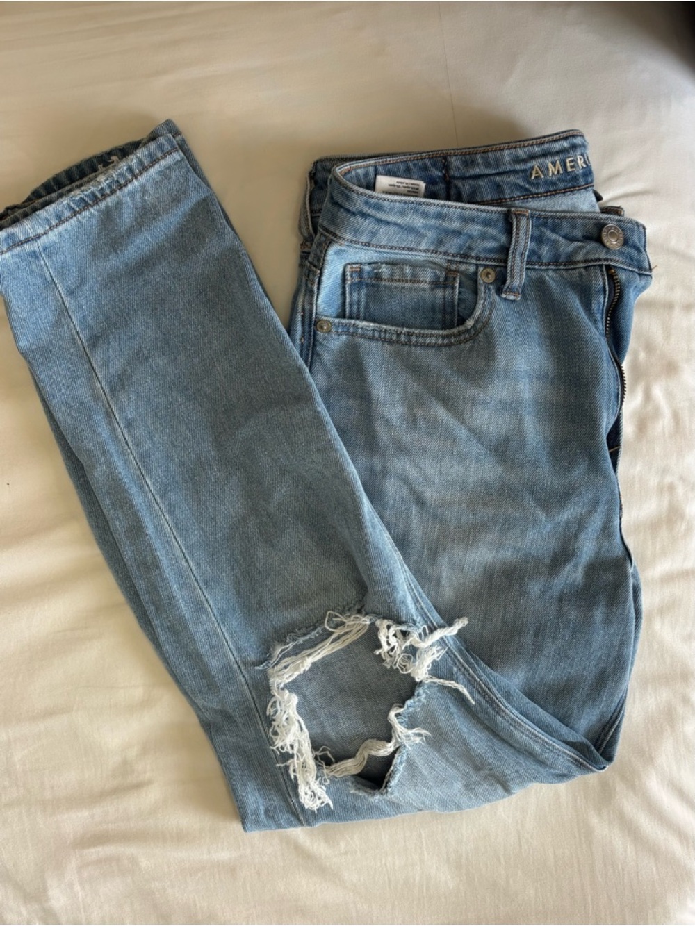 Light Blue Ripped Jeans : AE : Mom jeans